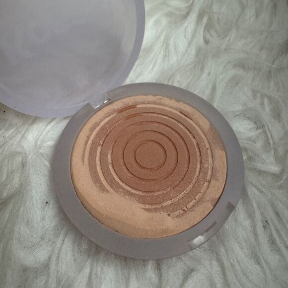 Kosas Cloud Set Setting Powder in Comfy - Picture 4 of 5